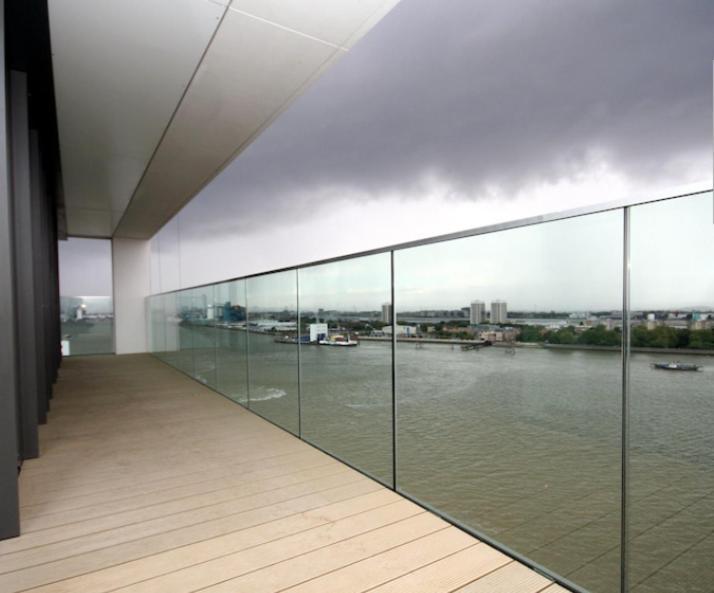 Appartamento Riverside Minutes From Elizabeth Line